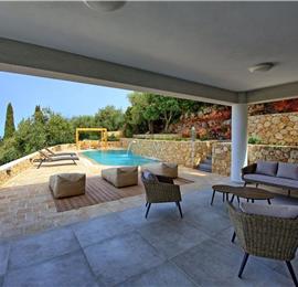 3 bedroom villa with pool & sea views, Makrades, sleeps 6